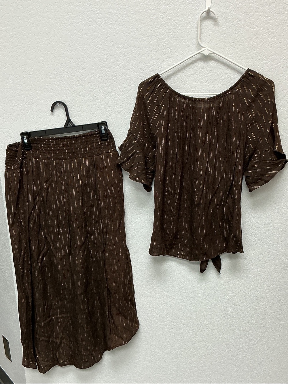 I.N. Studio Brown Metallic-Thread Midi Skirt Set